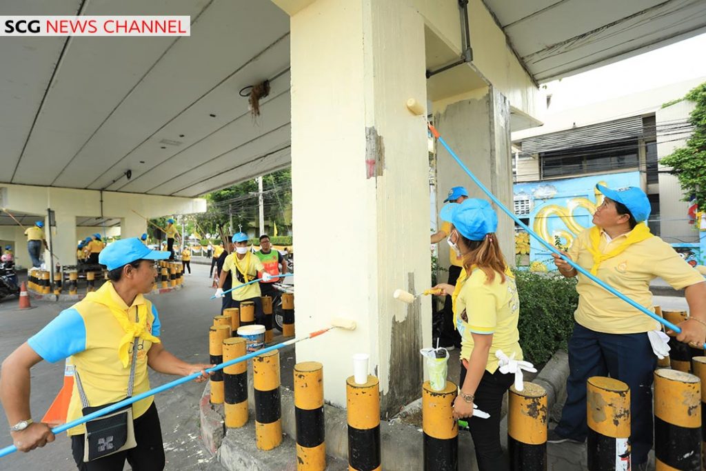 พนักงานจิตอาสา เราทำความ ดี ด้วยหัวใจ ปรับปรุงภูมิทัศน์รอบเอสซีจี