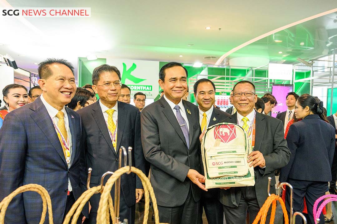 ฯพณฯ ท่านนายกรัฐมนตรี เยี่ยมชมบูธของเอสซีจี
