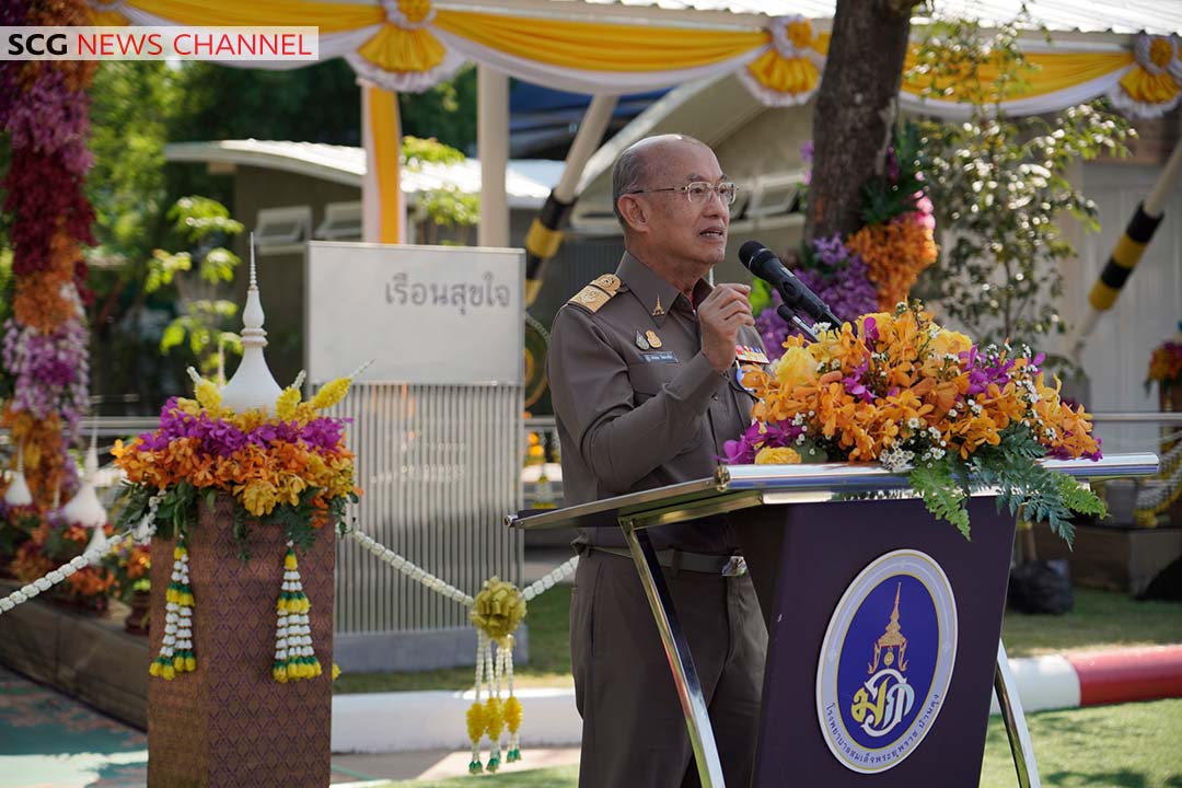 ศาสตราจารย์เกียรติคุณ นายแพทย์เกษม กล่าวแสดงความยินดีในโอกาสเปิดอาคาร เรือนสุขใจ อาคารพักคอยญาติผู้ป่วย เพื่อประชาชนจังหวัดอุดรธานี